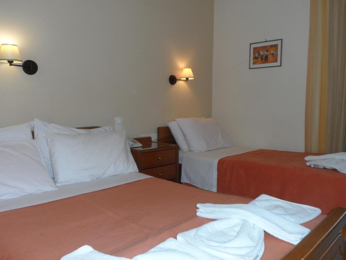 Hotel Prigipikon Suites And Sofites ลูตราอิปาตริส ภายนอก รูปภาพ